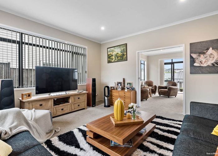  at 24 Colonial Drive, Silverdale, Silverdale
