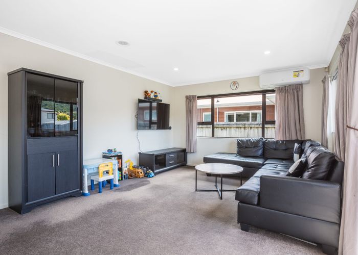  at 13 Woodland Grove, Wainuiomata, Lower Hutt