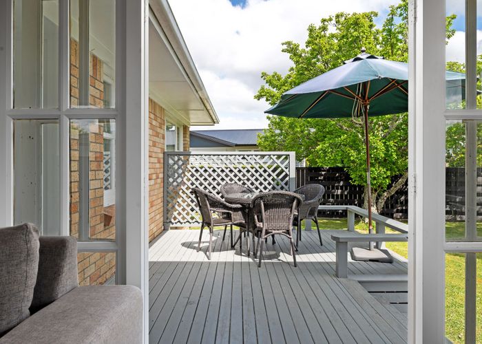  at 8 Casper Street, Fairfield, Hamilton