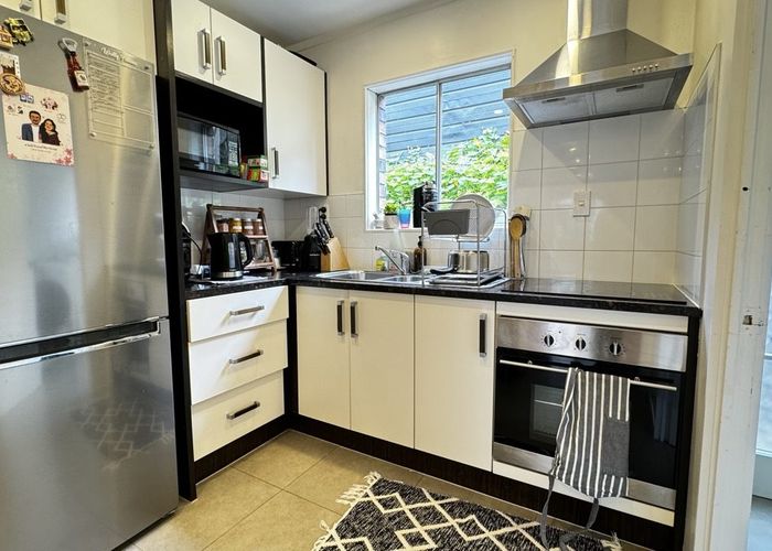  at 9/50 Wynyard Road, Mount Eden, Auckland City, Auckland