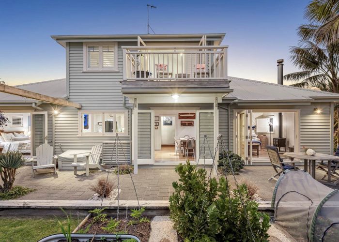  at 23 Laurence Street, Manly, Whangaparaoa