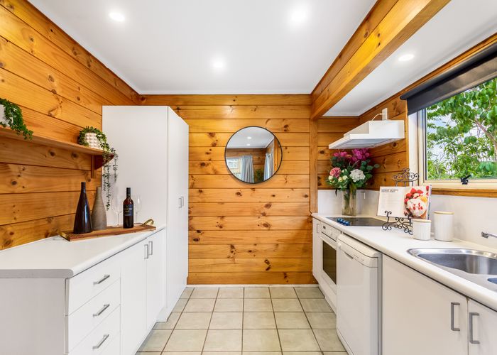  at 51B Vincent Street, Howick, Auckland