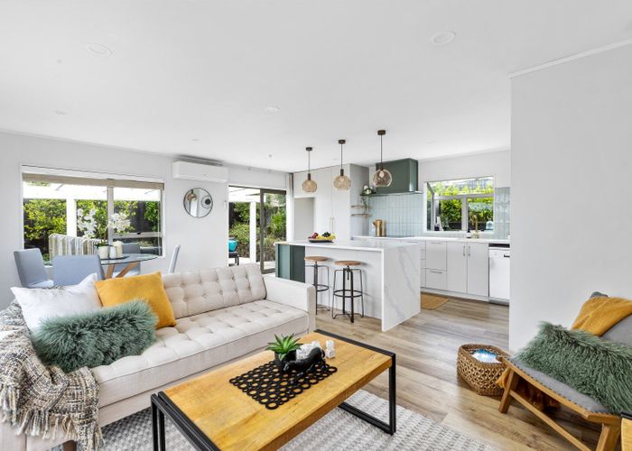  at 20b Moffat Road, Red Beach, Rodney, Auckland