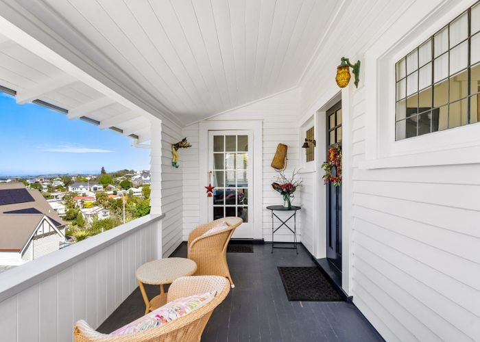  at 14 Corry Avenue, Bluff Hill, Napier, Hawke's Bay