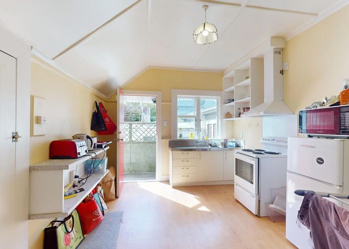  at 132 Wallace Street, Mount Cook, Wellington