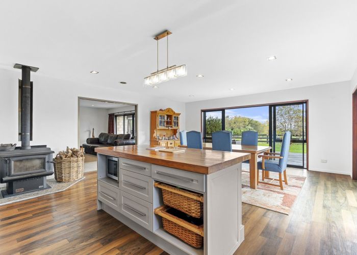  at 332 Henwood Road, Hillsborough, New Plymouth, Taranaki