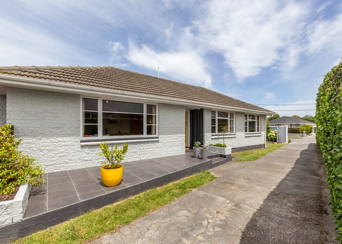  at 14 Palmside Street, Somerfield, Christchurch