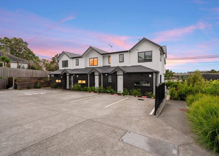  at 2/3 Arlington Street, Waterview, Auckland City, Auckland