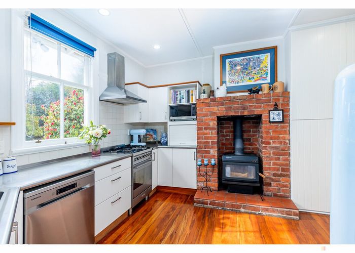  at 183 Downs Road, Geraldine Downs