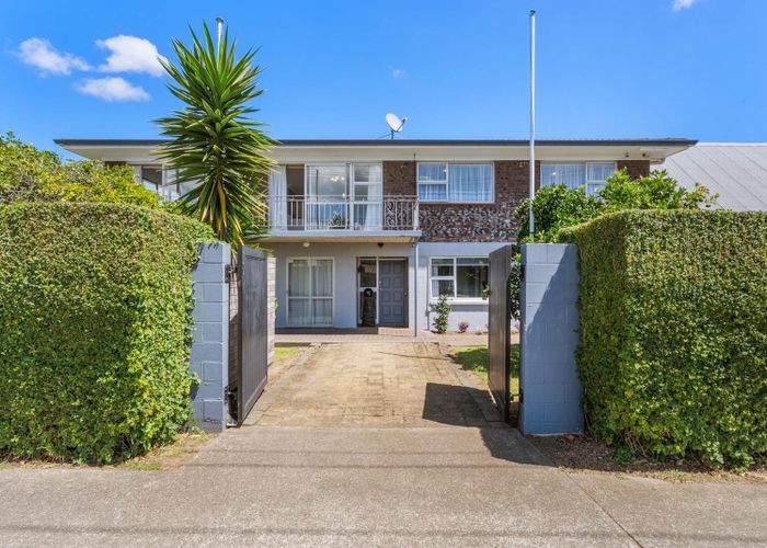  at 1 Tamatea Avenue, Point England, Auckland City, Auckland