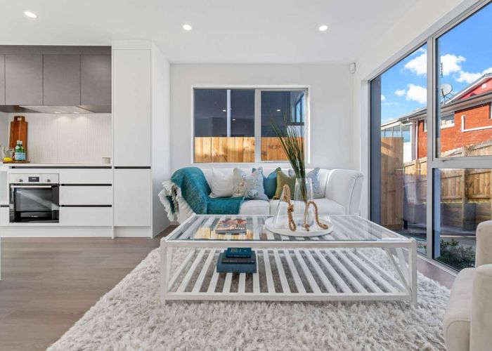  at 7C Maroubra Place, Botany Downs, Manukau City, Auckland