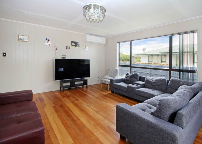 at 12 Everitt Road, Otara, Auckland
