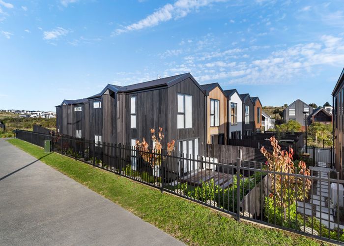  at 105 Ninth View Avenue, Beachlands, Manukau City, Auckland