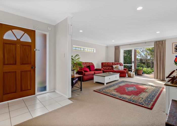  at 8 Derby Downs Place, Ellerslie, Auckland City, Auckland