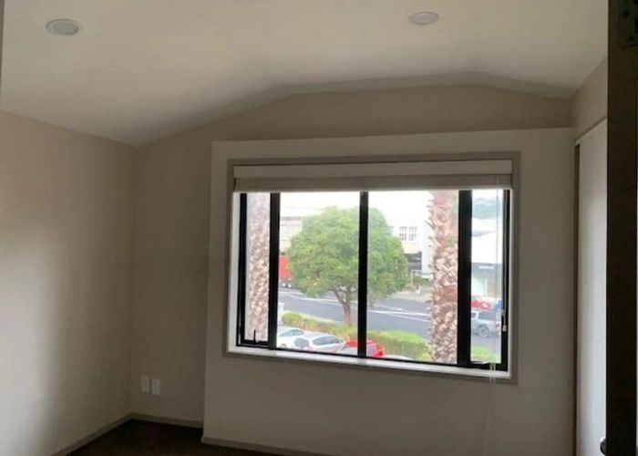  at 33 Dovedale Place, Parnell, Auckland
