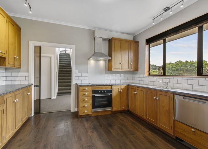  at 98 View Road, Houghton Bay, Wellington