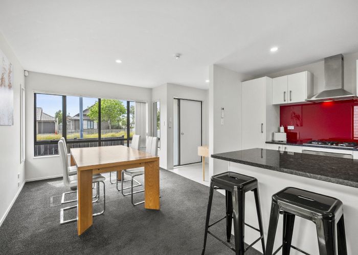  at 27 Kotuku Crescent, Takanini