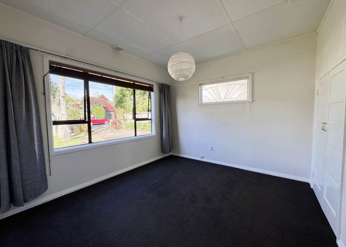  at 2 August Place, Greenlane, Auckland City, Auckland
