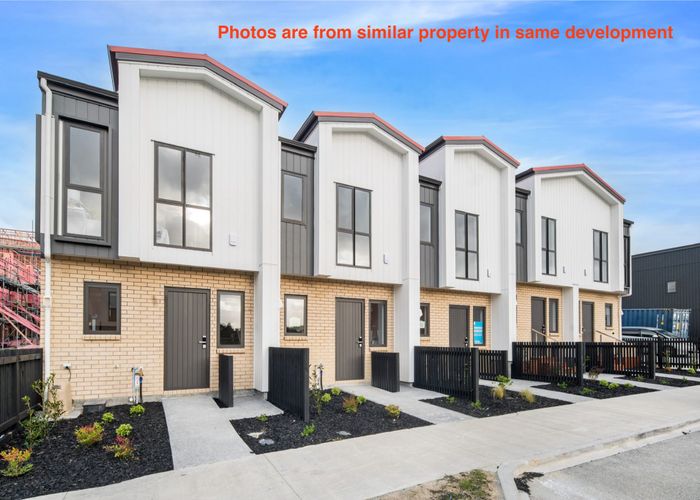  at 16 Papatahi Lane, Flat Bush, Manukau City, Auckland