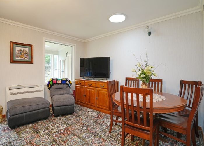  at 82 Oreti Road, Otatara