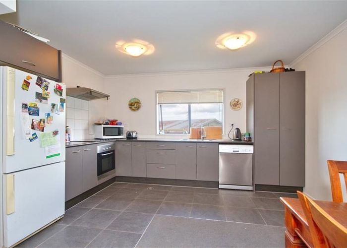  at 190/172 McLeod Road, Te Atatu South, Waitakere City, Auckland