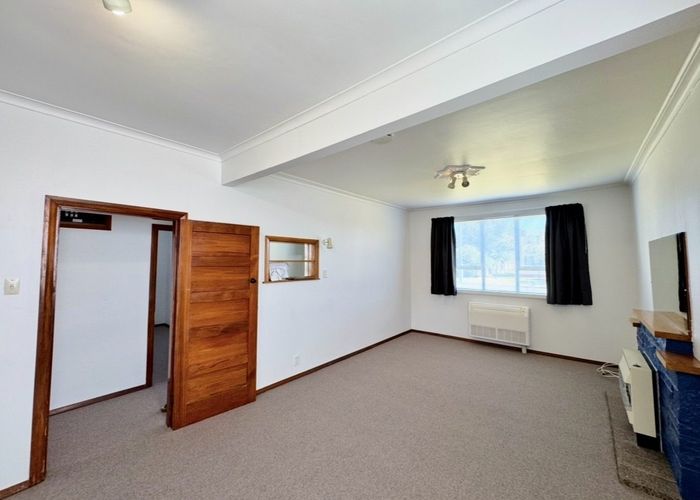  at 12 Roberts Avenue, Aramoho, Whanganui, Manawatu / Whanganui