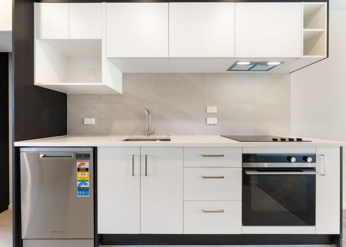  at 4/11 Seymour Road, Sunnyvale, Waitakere City, Auckland