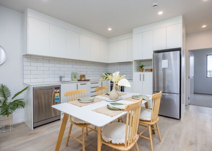  at 203/1 Parata Street, Point England, Auckland City, Auckland