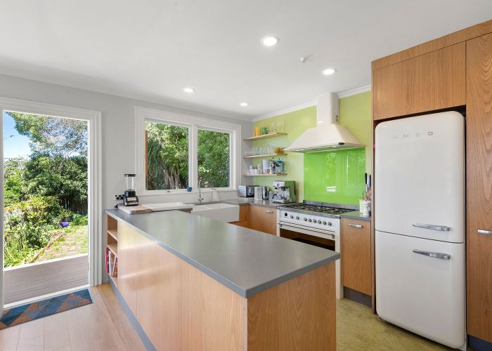  at 35 Reuben Avenue, Brooklyn, Wellington, Wellington