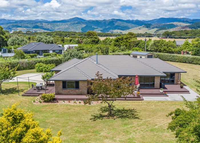  at 8 Faydon Close, Ohau, Ōhau