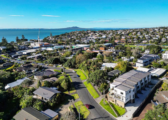 at 6/20 Penzance Road, Mairangi Bay, North Shore City, Auckland