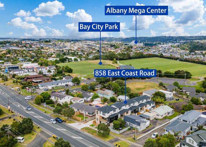  at 858E East Coast Road, Pinehill, North Shore City, Auckland