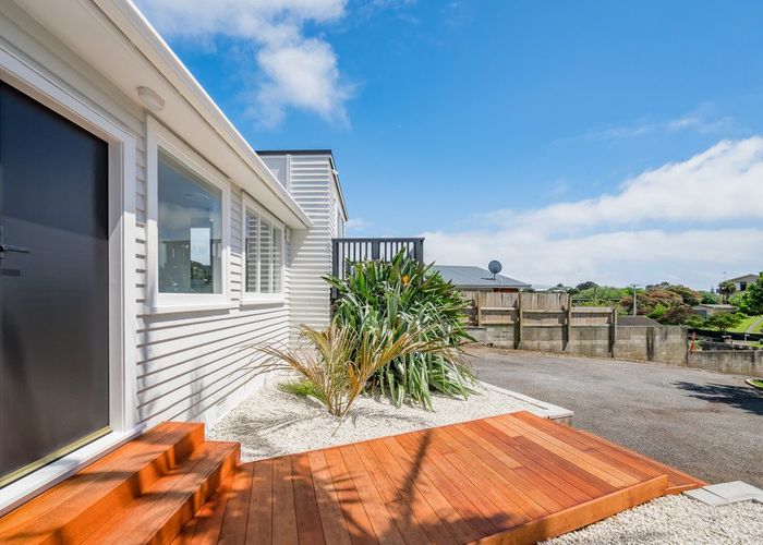  at 14 Kowhai Grove, Raumati Beach, Kapiti Coast, Wellington