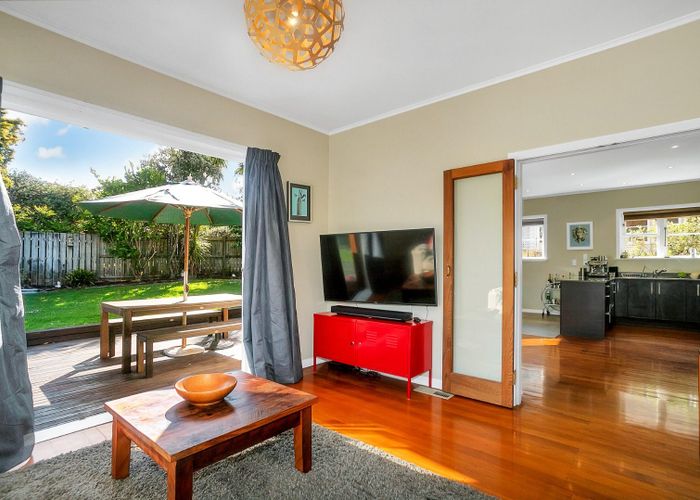  at 76B Walmer Road, Point Chevalier, Auckland City, Auckland