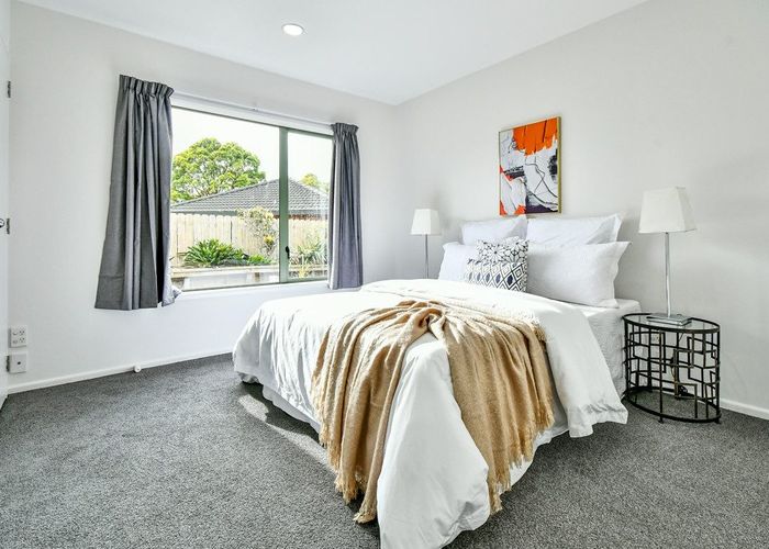  at 7a Carnoustie Drive, Wattle Downs, Manukau City, Auckland