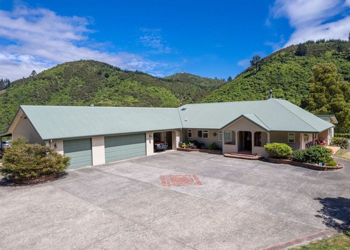  at 385A Brook Street, The Brook, Nelson