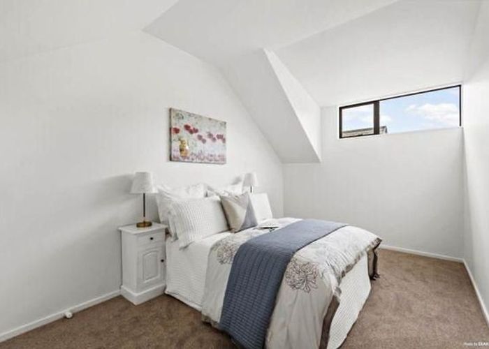  at 5/1 Melview Place, New Lynn, Waitakere City, Auckland