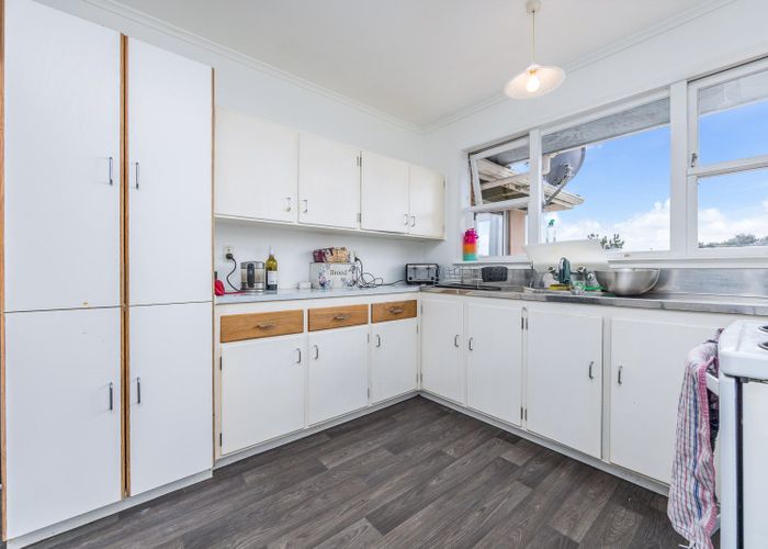  at 453 Scenic Drive, Waiatarua, Waitakere City, Auckland