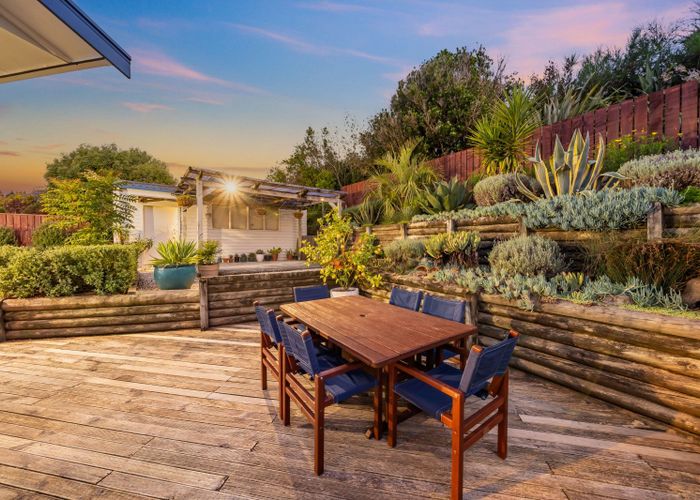  at 21 Oaklands Grove, Clouston Park, Upper Hutt, Wellington