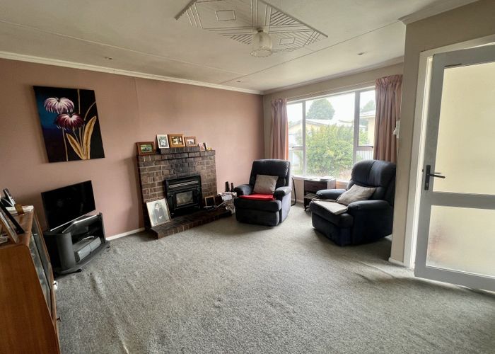  at 52 Paterson Street, Grasmere, Invercargill