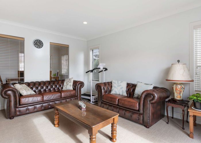  at 17 Bridgefield Crescent, Flat Bush, Auckland