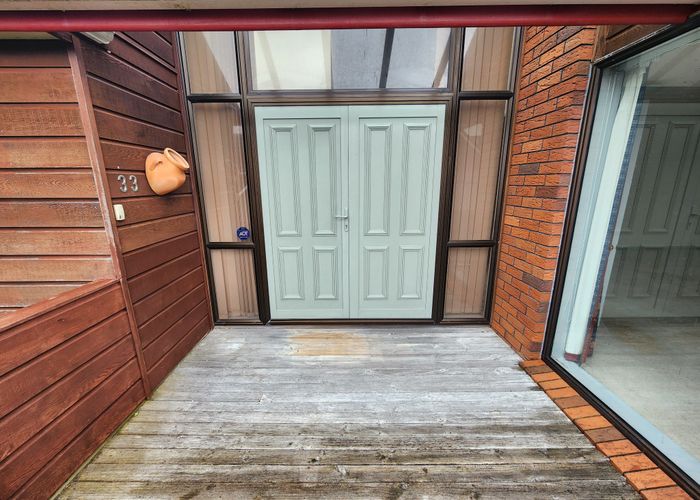  at 33 Halladale Road, Papakowhai, Porirua, Wellington