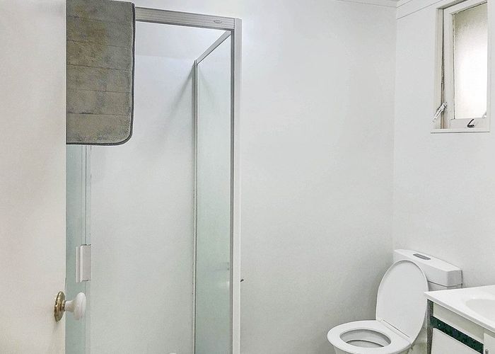  at 2/7 Western Springs Rd, Kingsland, Auckland City, Auckland