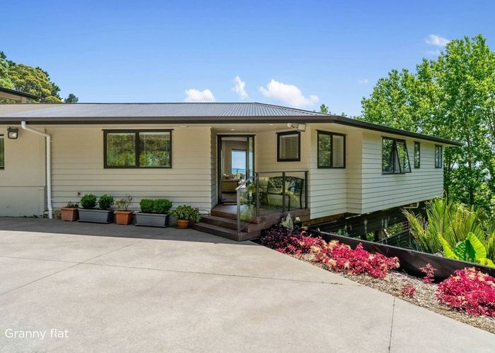  at 586 Whitford Road, Howick