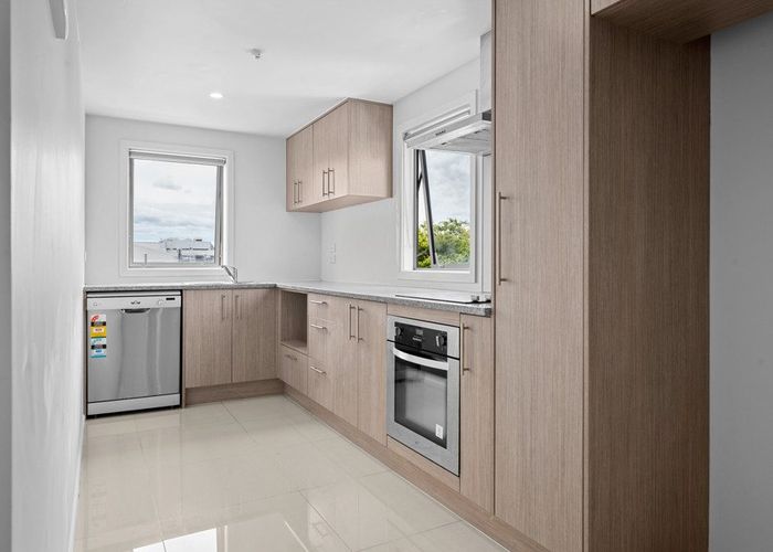  at 4/7 Vialou Street, Hamilton City Central, Hamilton, Waikato