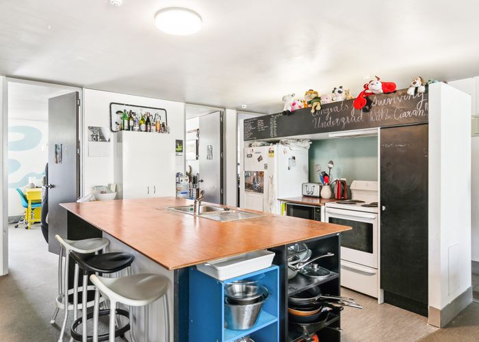 at 7 & 13/3 King Street, Mount Cook, Wellington, Wellington