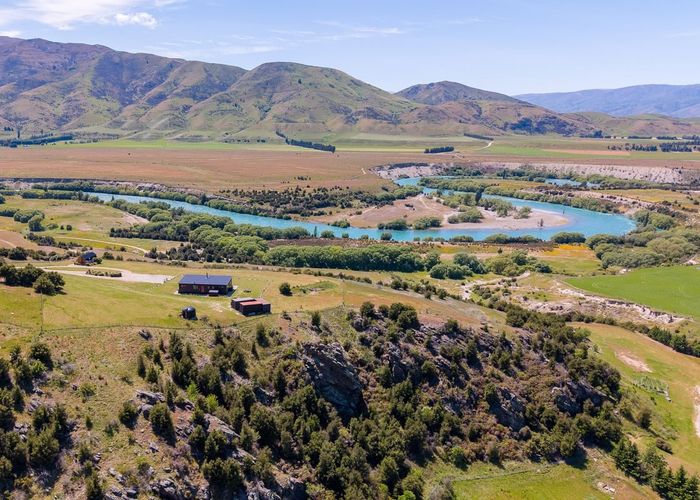 at 98 Riverview Road, Queensberry, Wanaka, Otago
