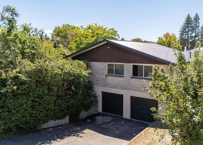  at 9 Dunorling Street, Alexandra, Alexandra