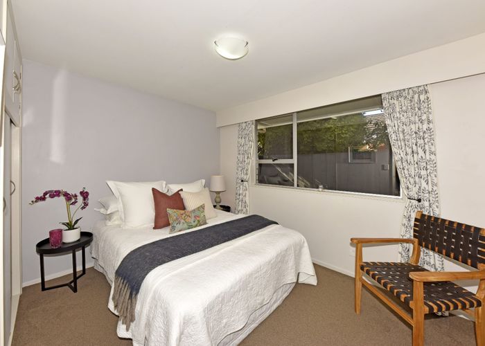  at 2/23 Broadfell Avenue, Avonhead, Christchurch