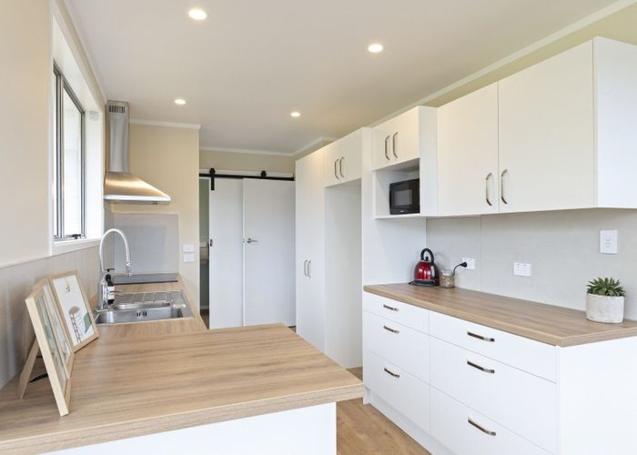  at 8 Newlyn Place, Welbourn, New Plymouth, Taranaki